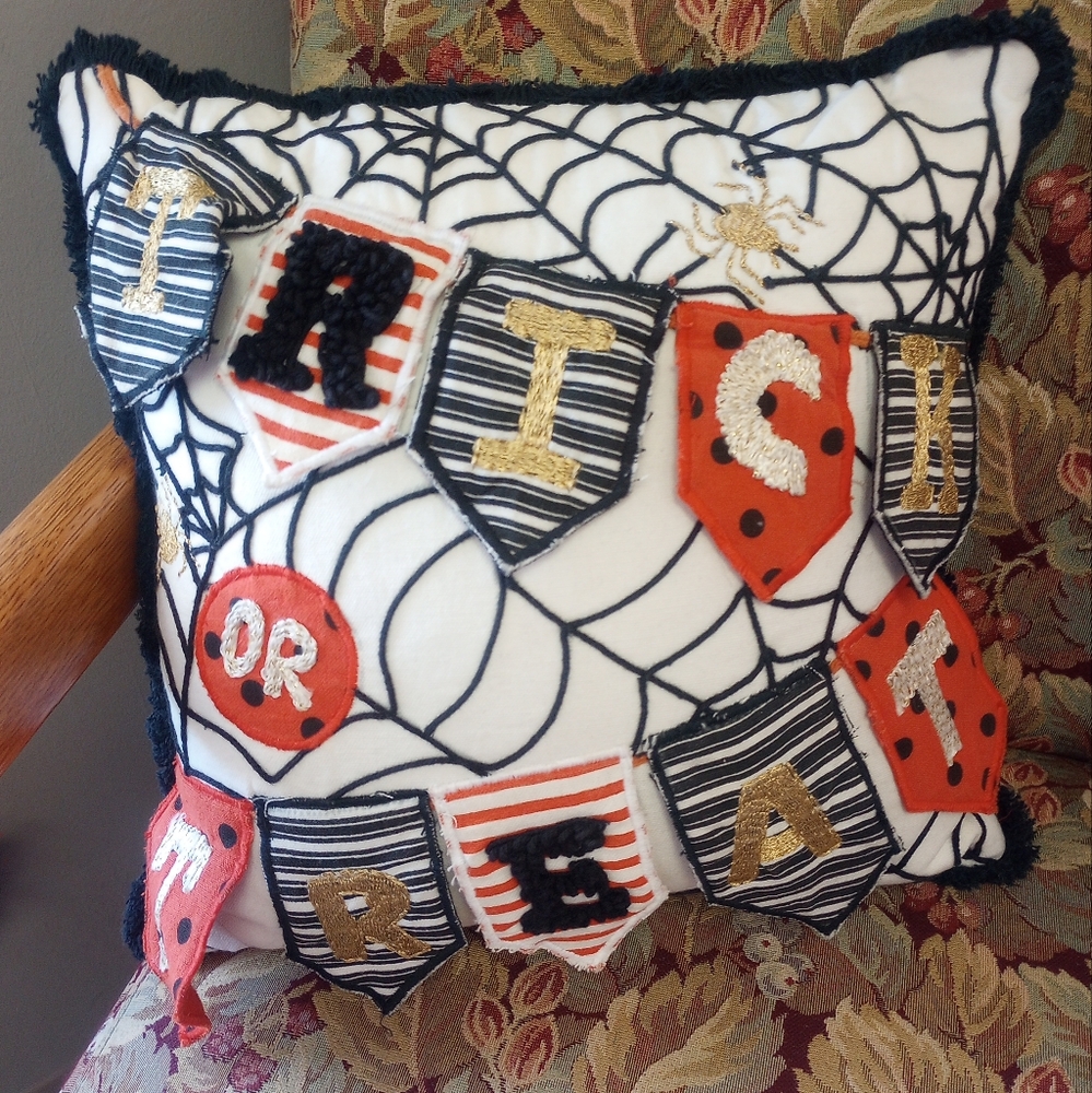 Halloween Trick or Treat Pennant Spider Web Decorative Home Decor Pillow